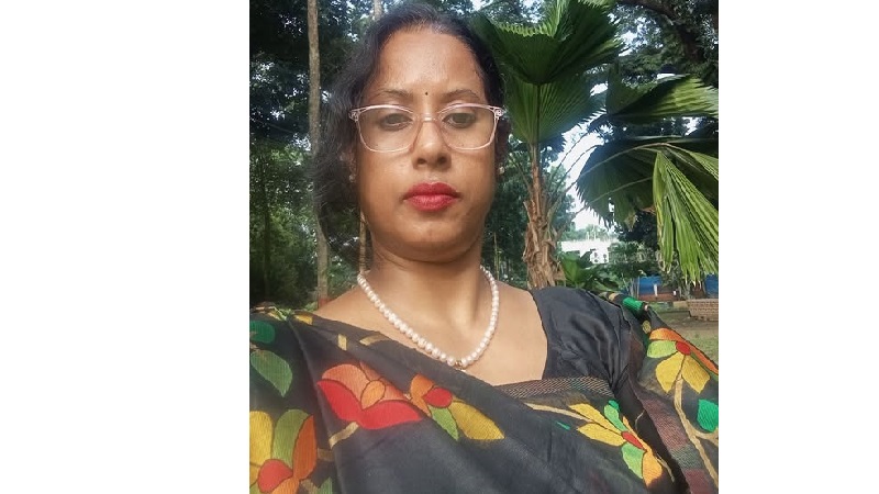 ম নি কা  রা য় 